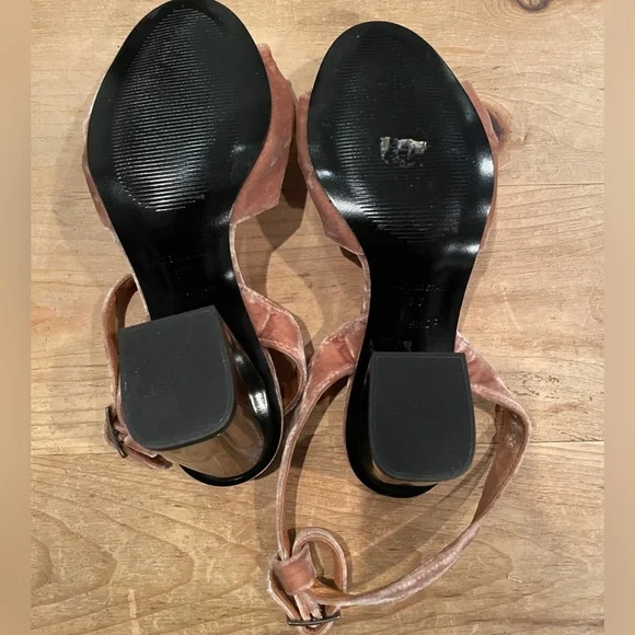 NWOT Topshop Velvet Champagne Caramel Metallic strap Heels Coachella Festival 6 - Picture 3 of 8